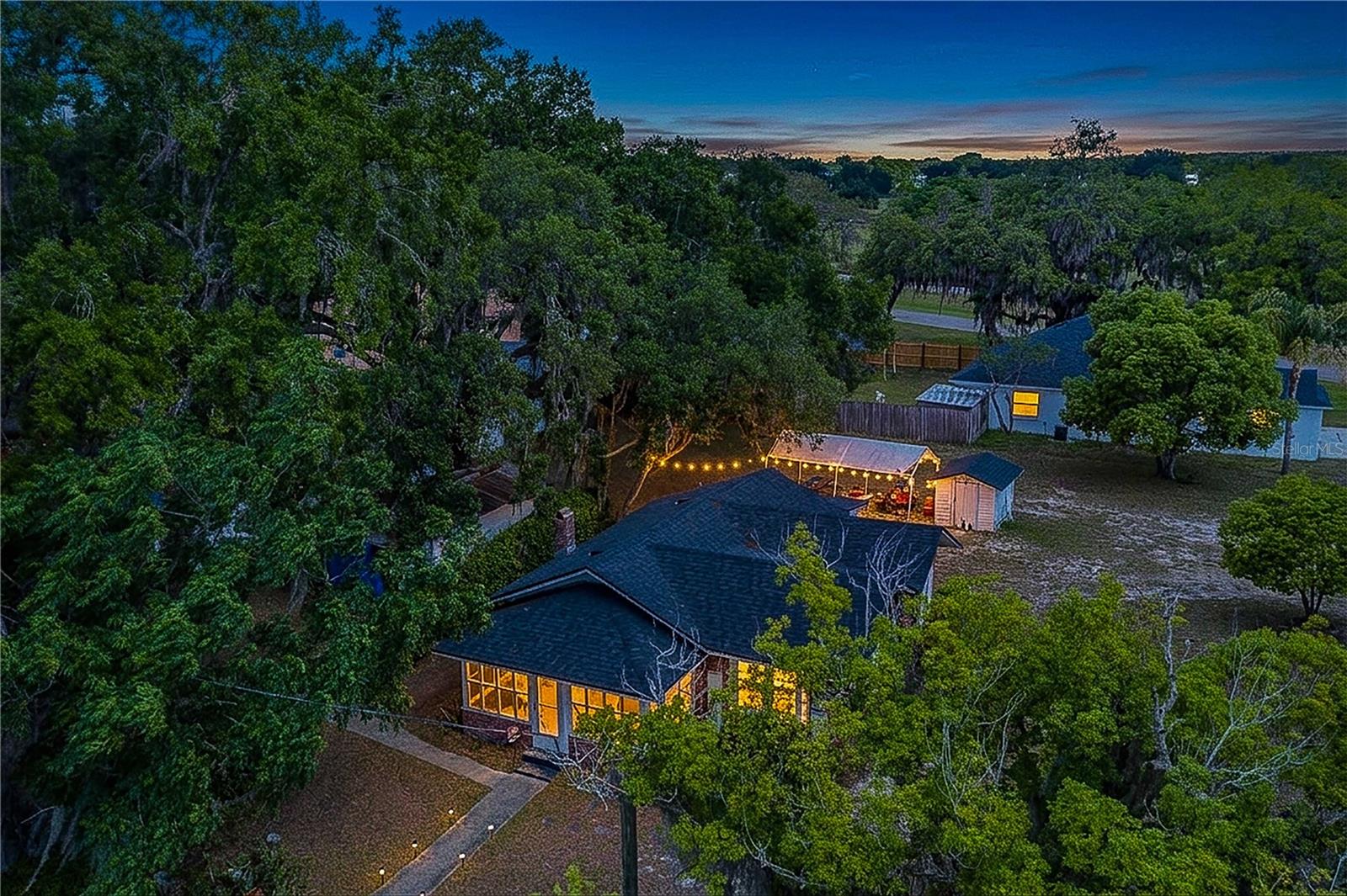 Single Family Residence in HAINES CITY, FL - Daniel Dourado