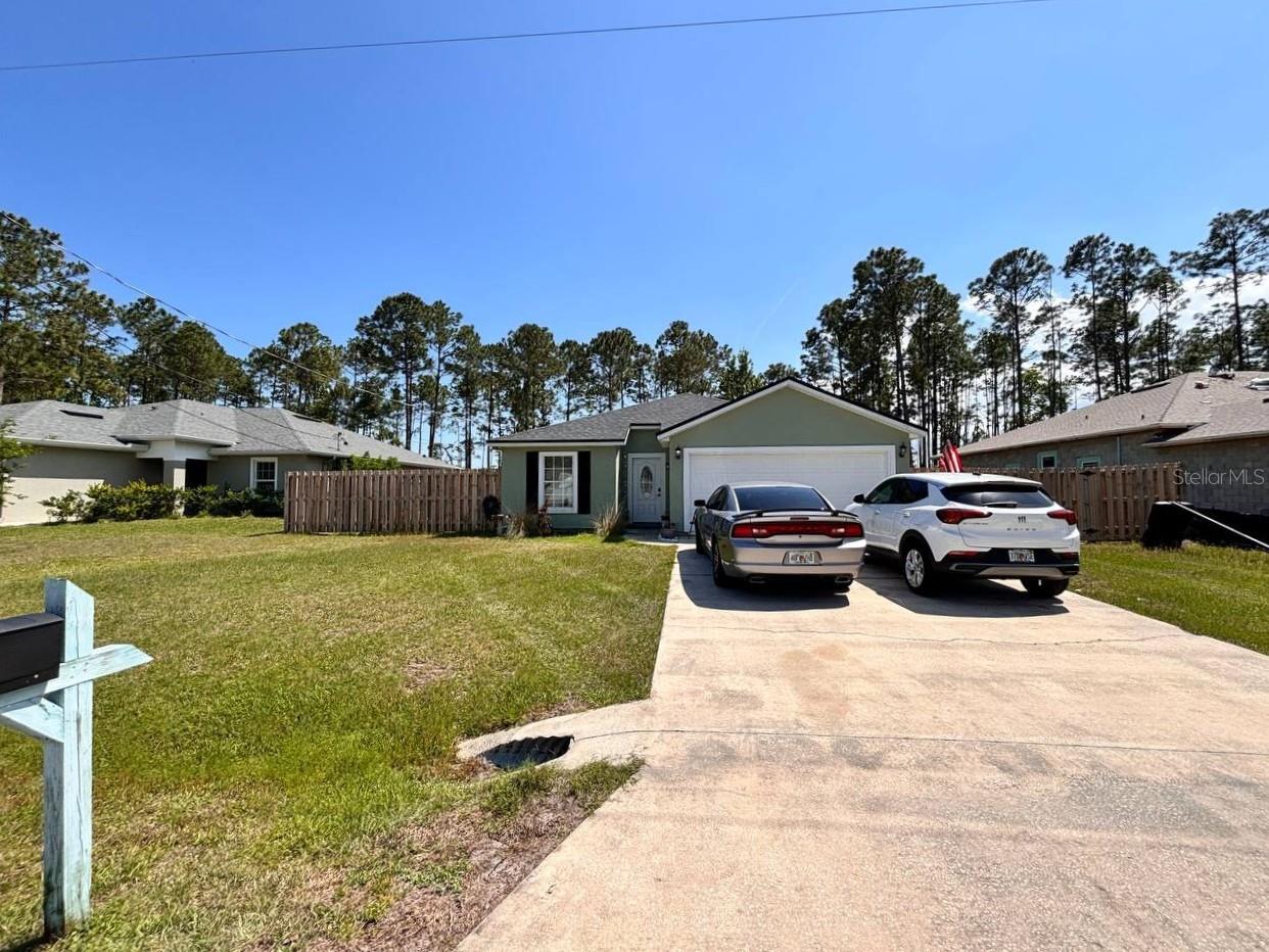Single Family Residence in PALM COAST, FL - Daniel Dourado