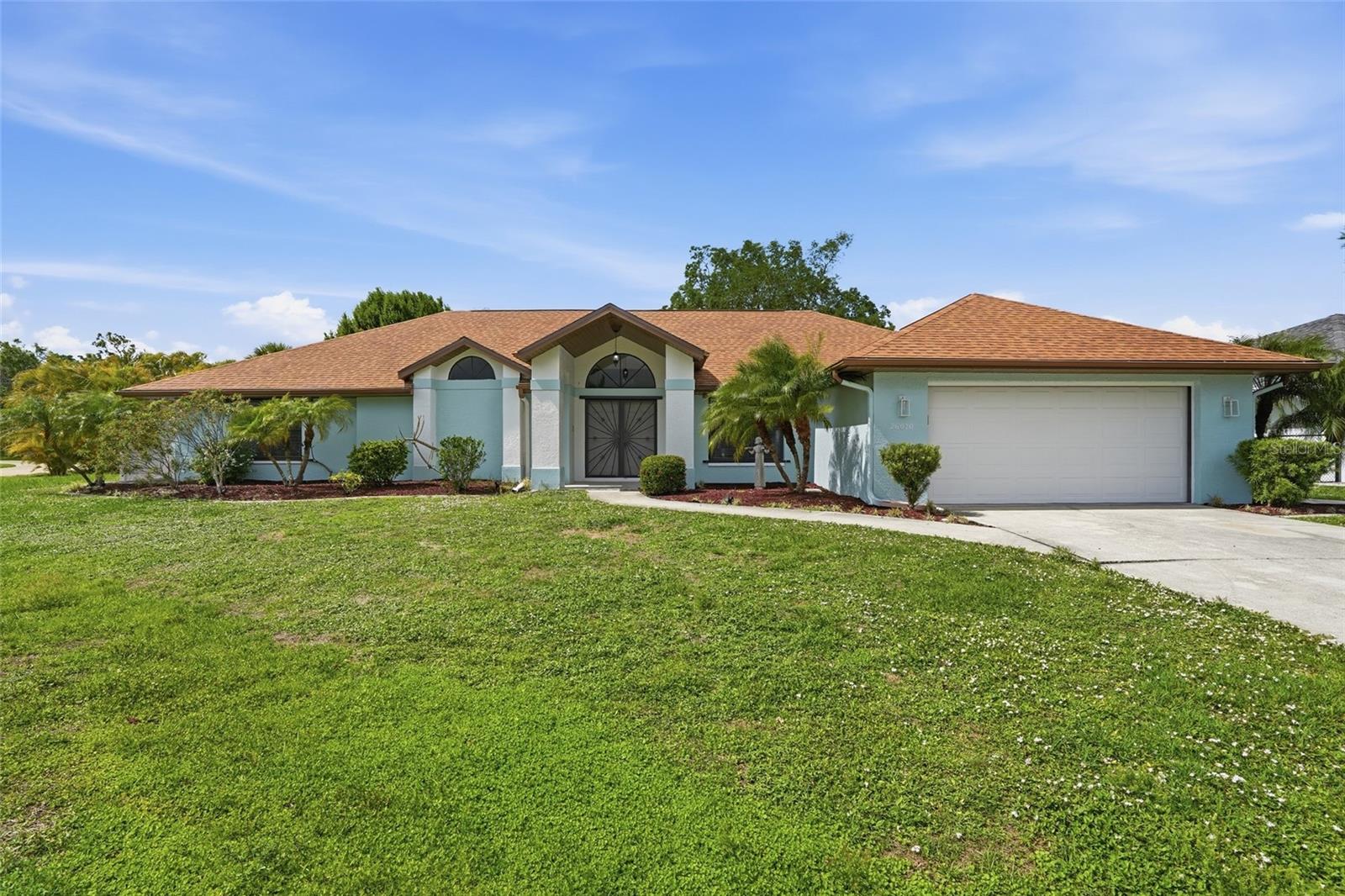Single Family Residence in PUNTA GORDA, FL - Daniel Dourado
