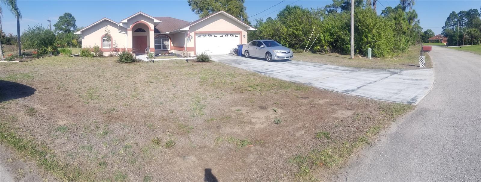 Single Family Residence in LEHIGH ACRES, FL - Daniel Dourado
