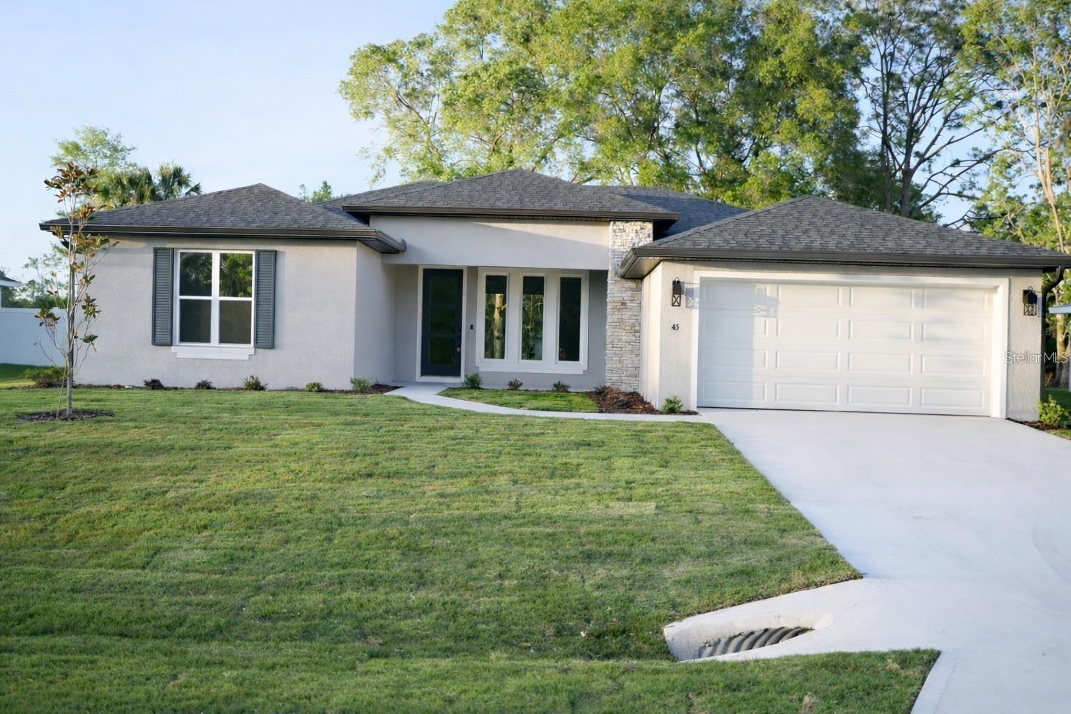 Single Family Residence in PALM COAST, FL - Daniel Dourado