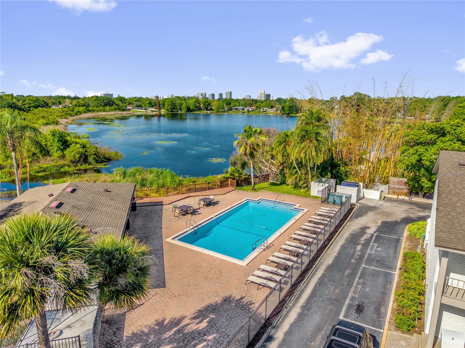 Condominium in ORLANDO, FL - Daniel Dourado