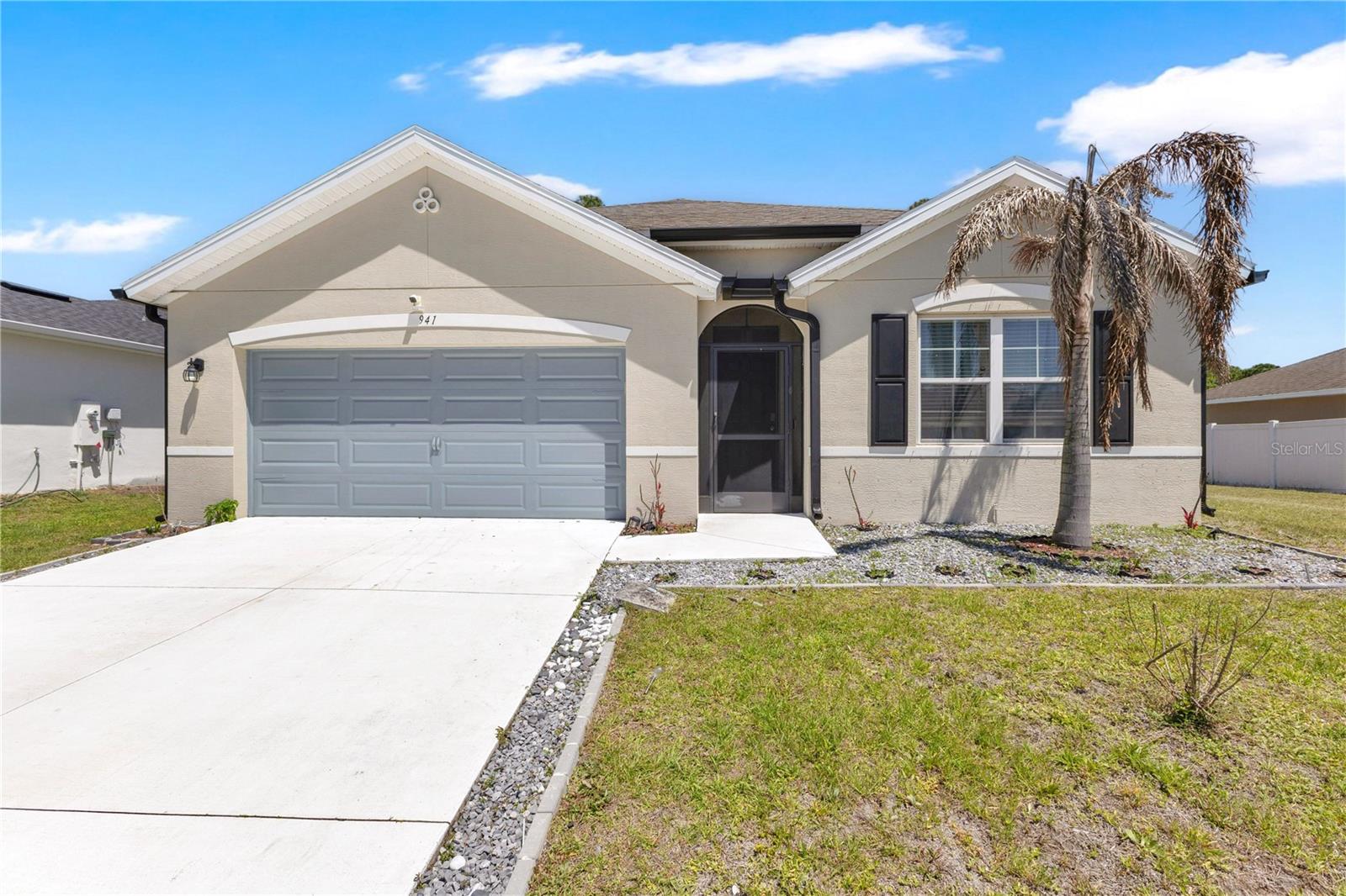 Single Family Residence em PALM BAY, FL - Daniel Dourado