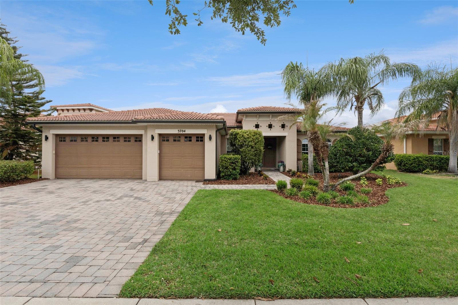 Single Family Residence in KISSIMMEE, FL - Daniel Dourado
