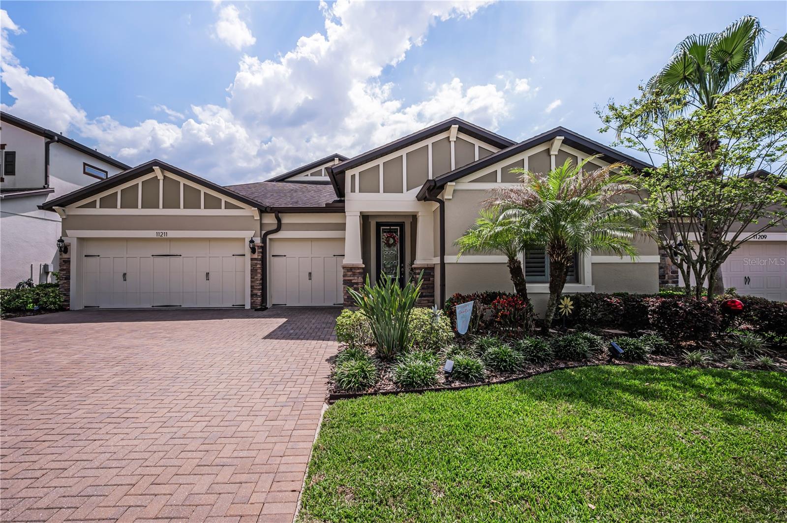 Single Family Residence in RIVERVIEW, FL - Daniel Dourado
