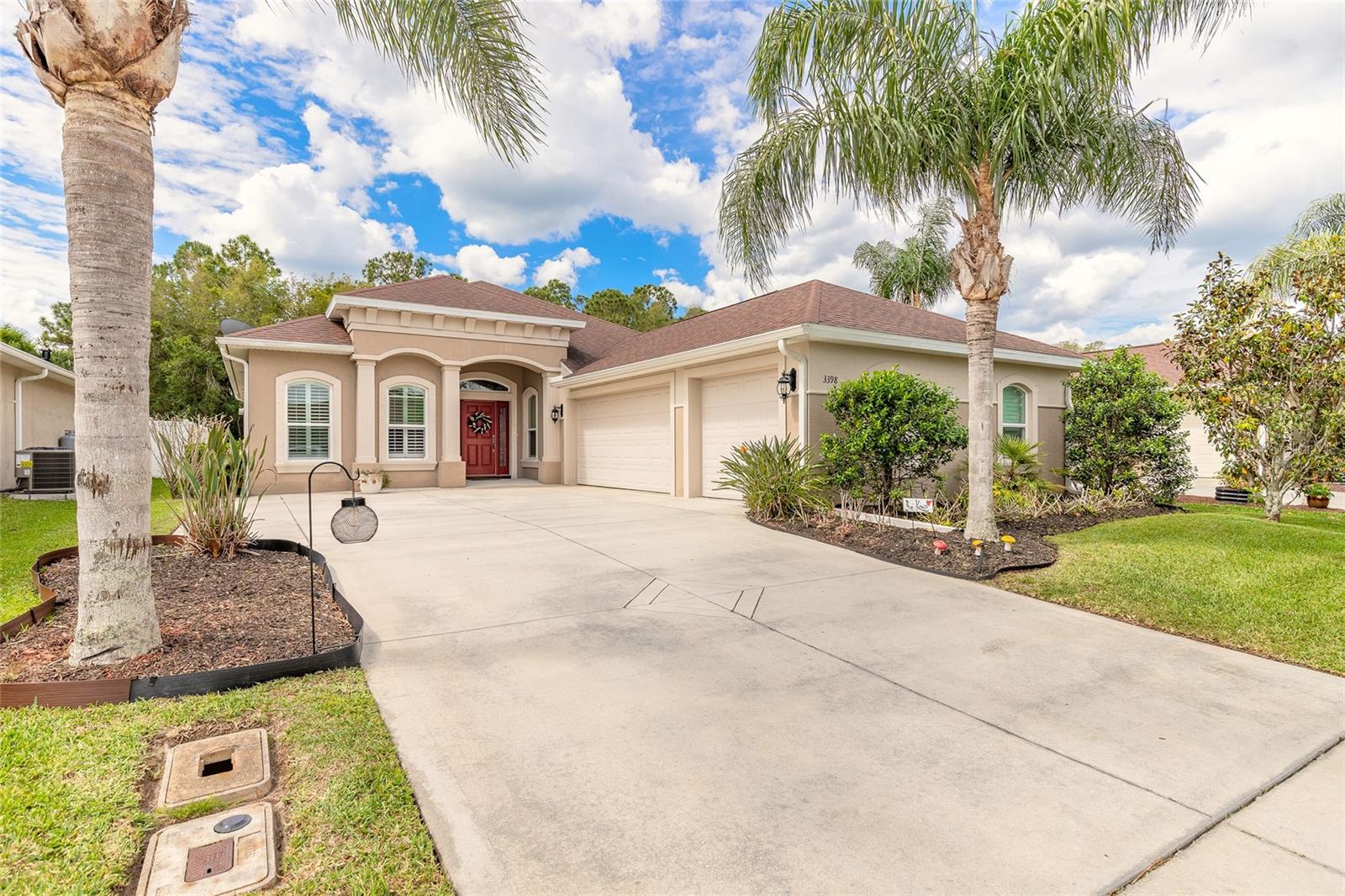 Single Family Residence in NEW SMYRNA BEACH, FL - Daniel Dourado
