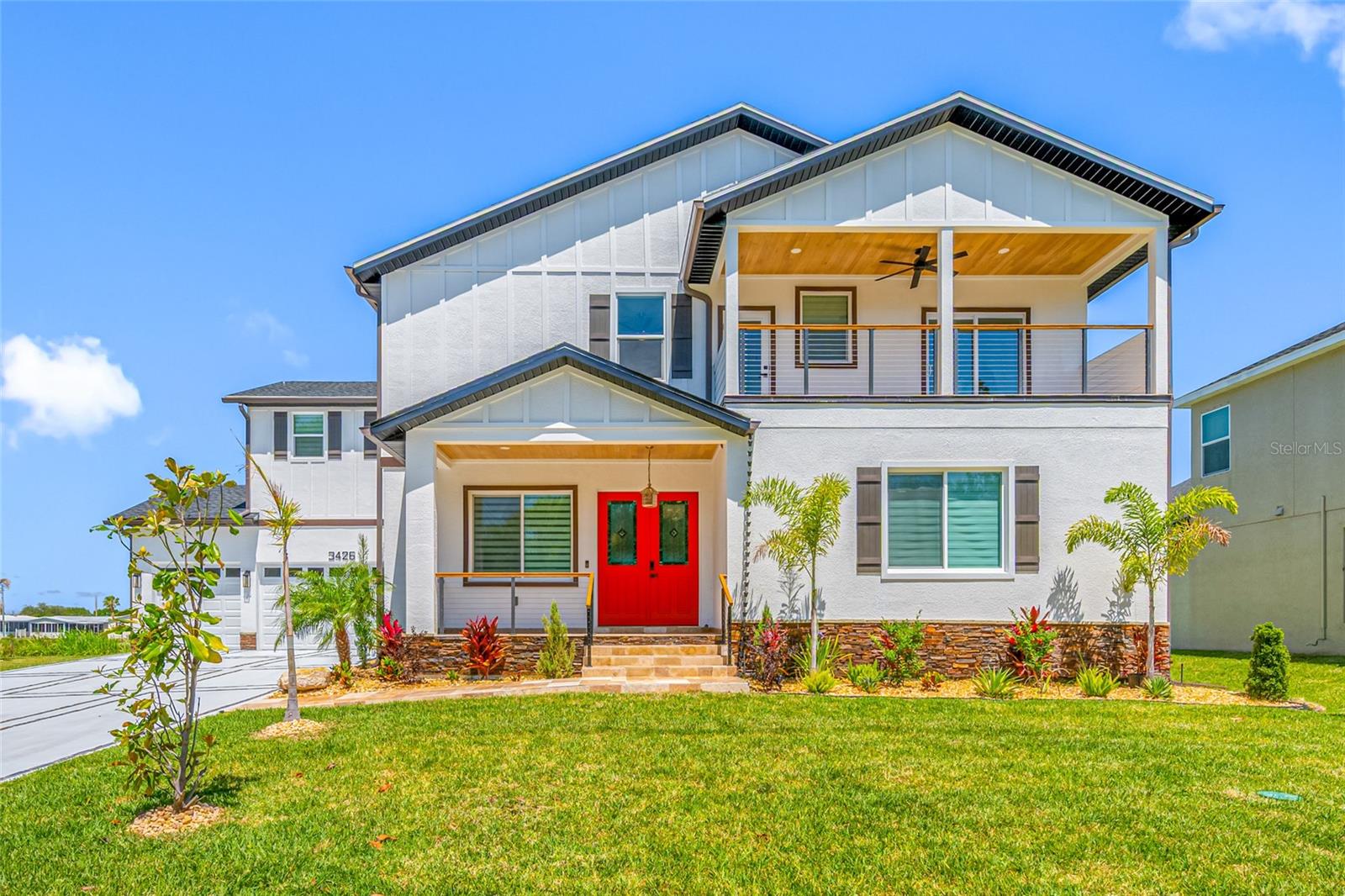 Single Family Residence in SAFETY HARBOR, FL - Daniel Dourado