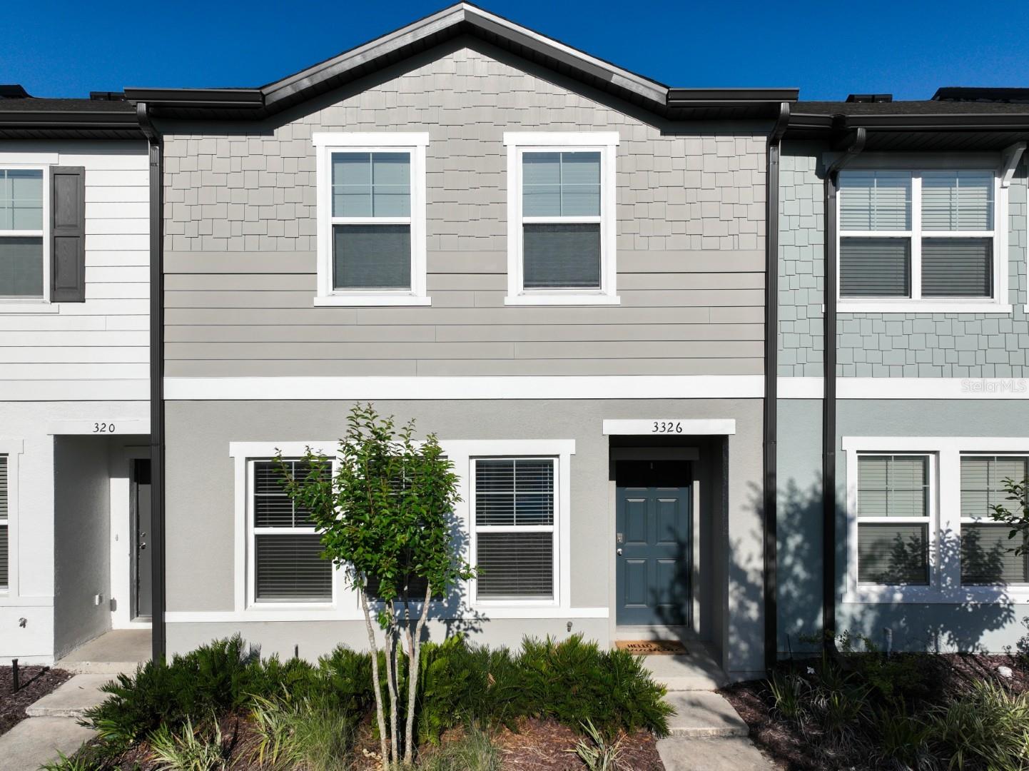 Townhouse in ORLANDO, FL - Daniel Dourado