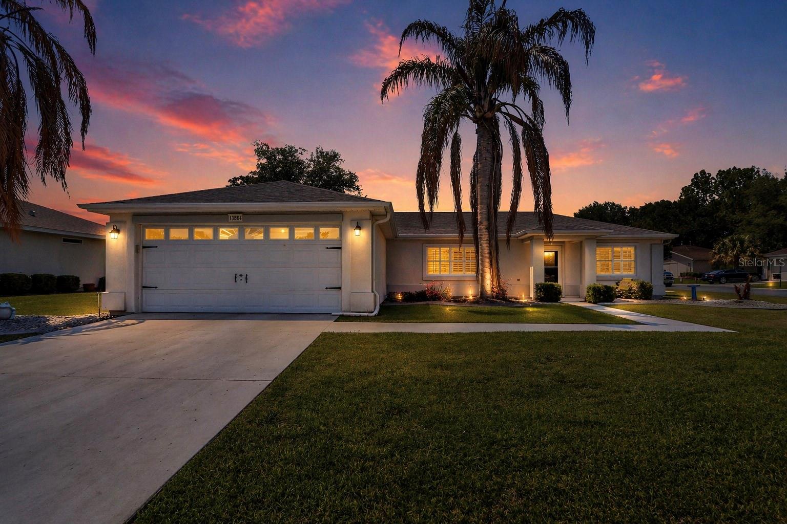 Single Family Residence em SUMMERFIELD, FL - Daniel Dourado