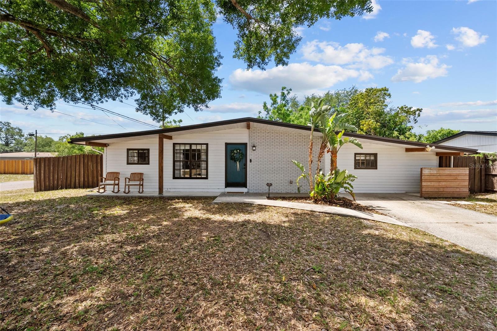Single Family Residence in TAMPA, FL - Daniel Dourado