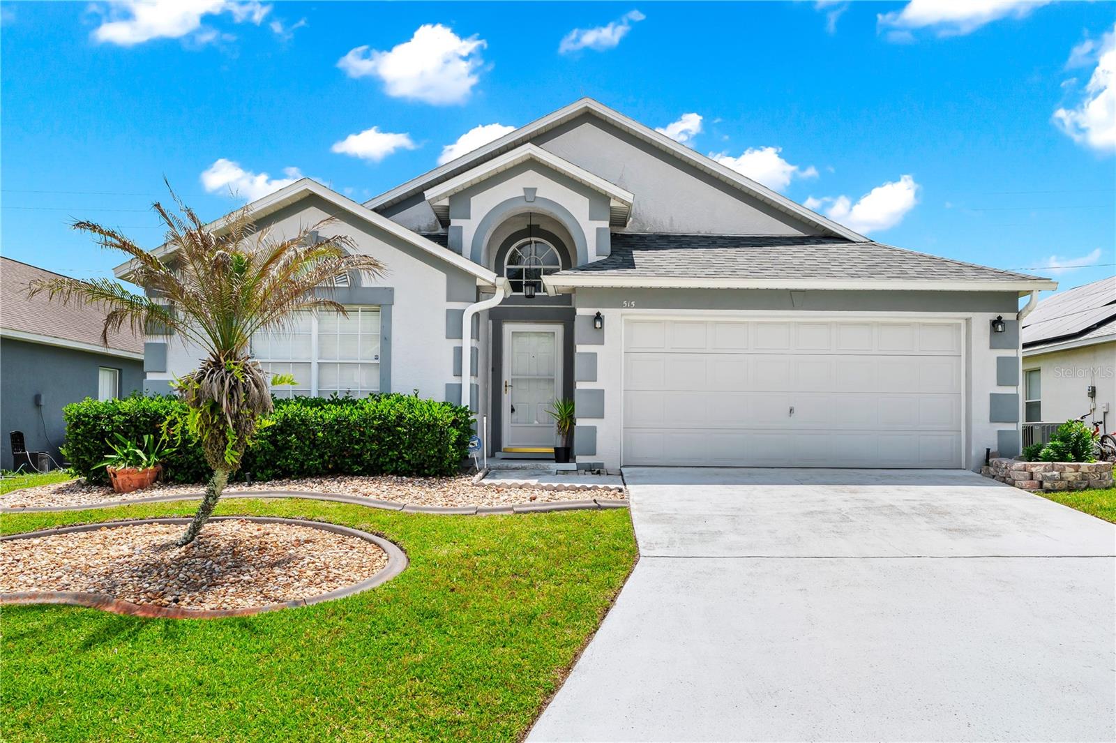 Single Family Residence in DAVENPORT, FL - Daniel Dourado