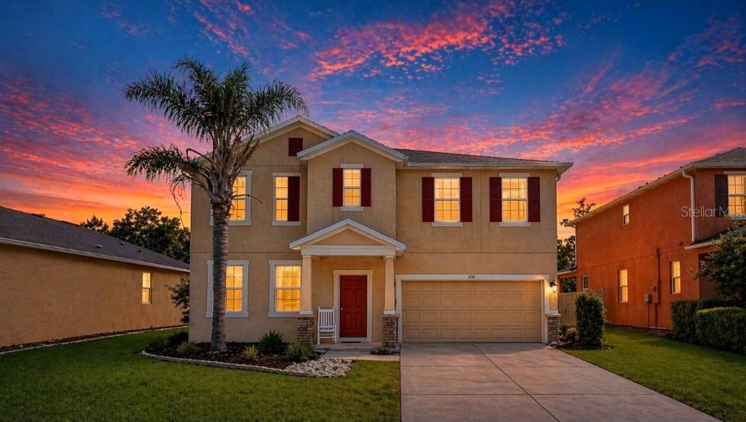 Single Family Residence in DAVENPORT, FL - Daniel Dourado