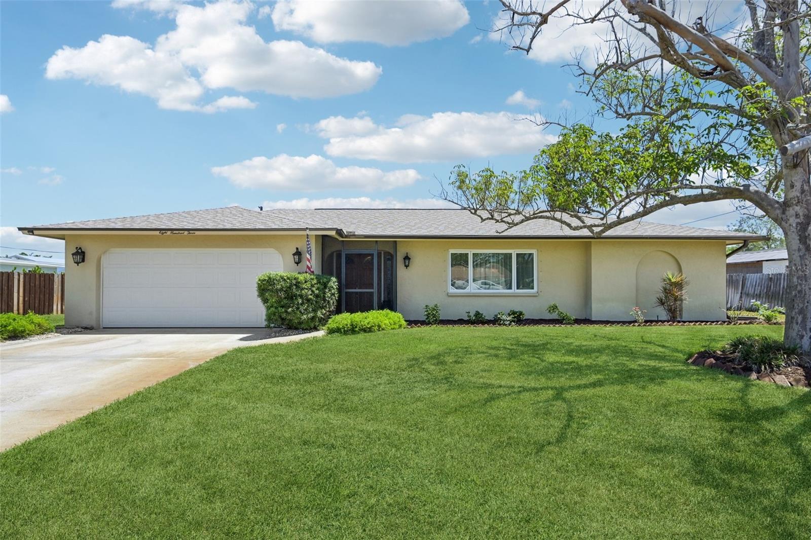 Single Family Residence em BRADENTON, FL - Daniel Dourado