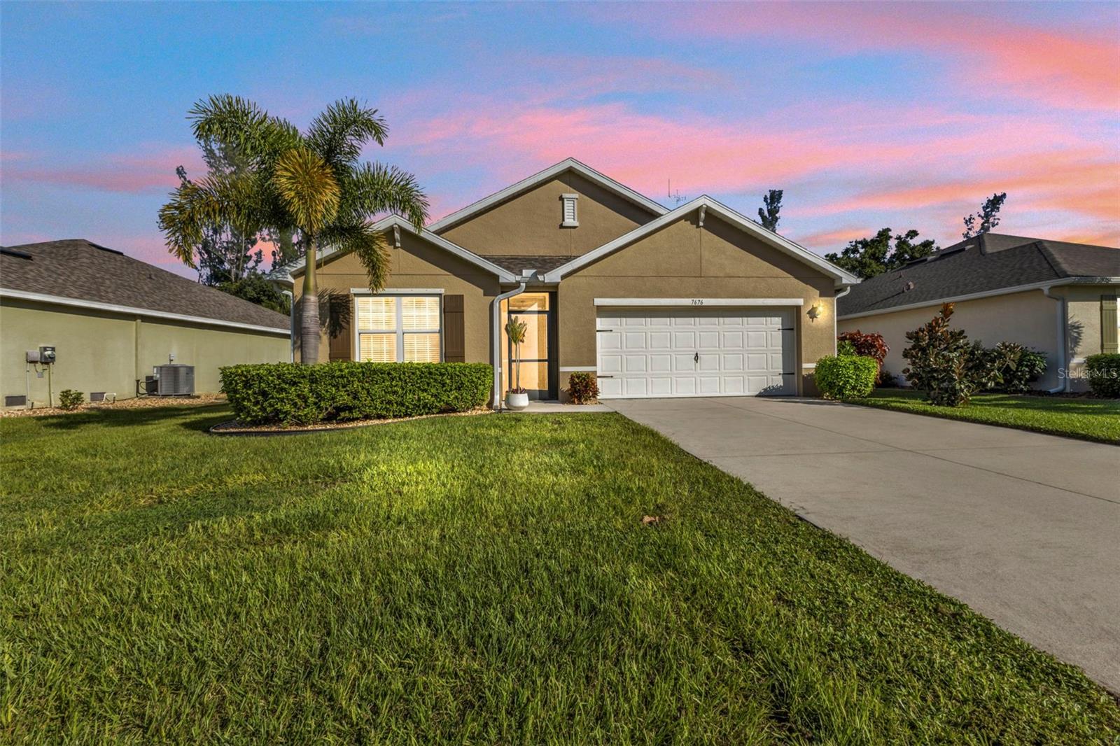 Single Family Residence in PUNTA GORDA, FL - Daniel Dourado