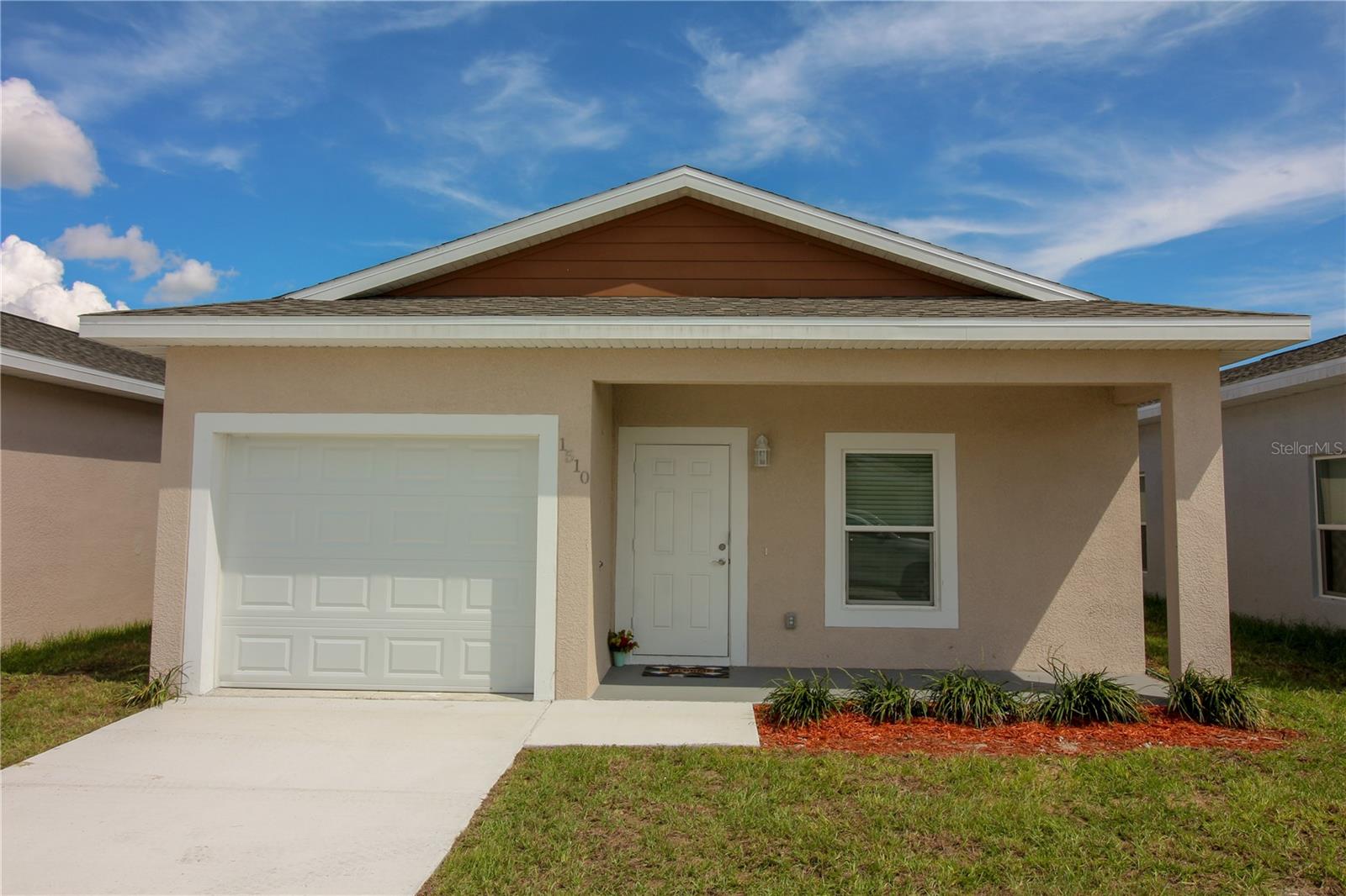 Single Family Residence in SEBRING, FL - Daniel Dourado