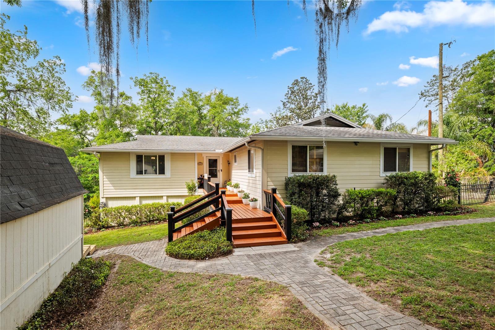 Single Family Residence em GREEN COVE SPRINGS, FL - Daniel Dourado