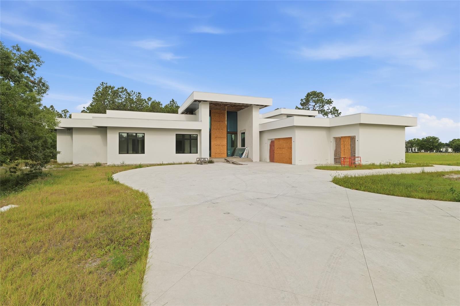 Single Family Residence em THONOTOSASSA, FL - Daniel Dourado