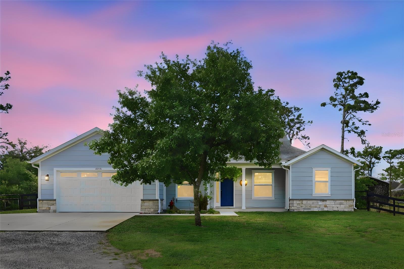 Single Family Residence em ST CLOUD, FL - Daniel Dourado