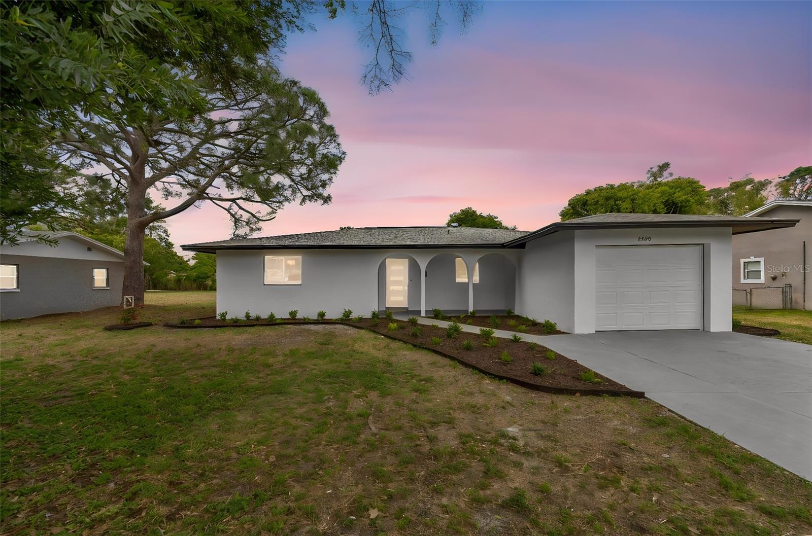 Single Family Residence em ST PETERSBURG, FL - Daniel Dourado