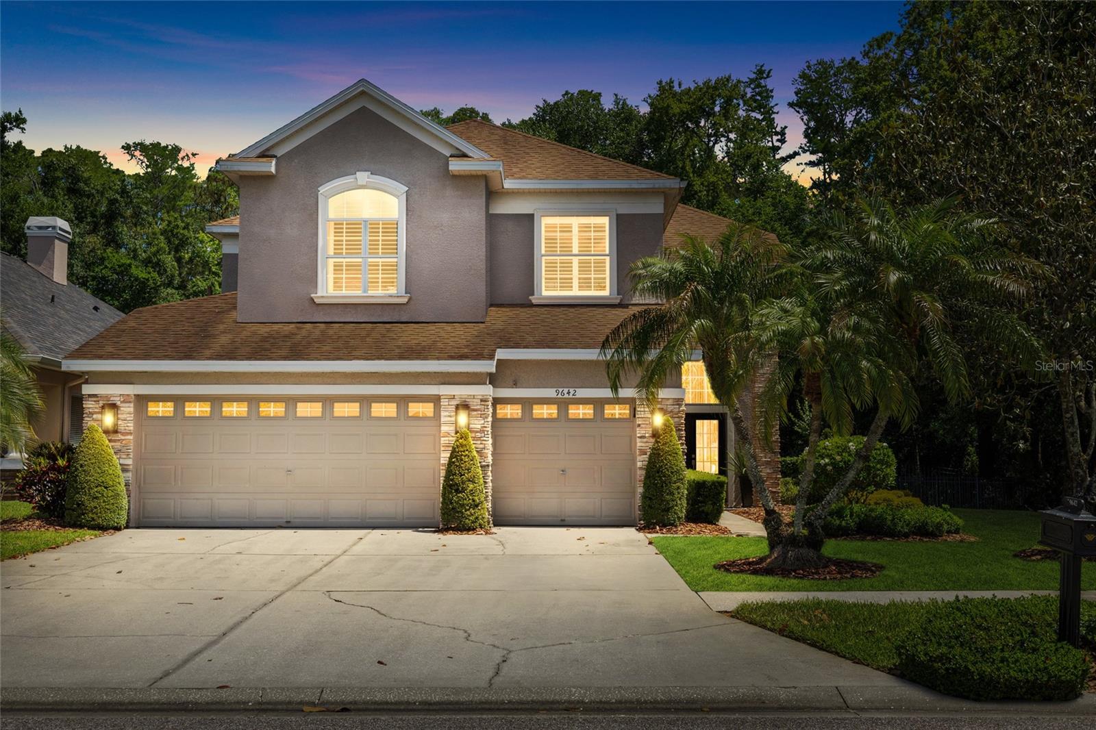 Single Family Residence in TAMPA, FL - Daniel Dourado