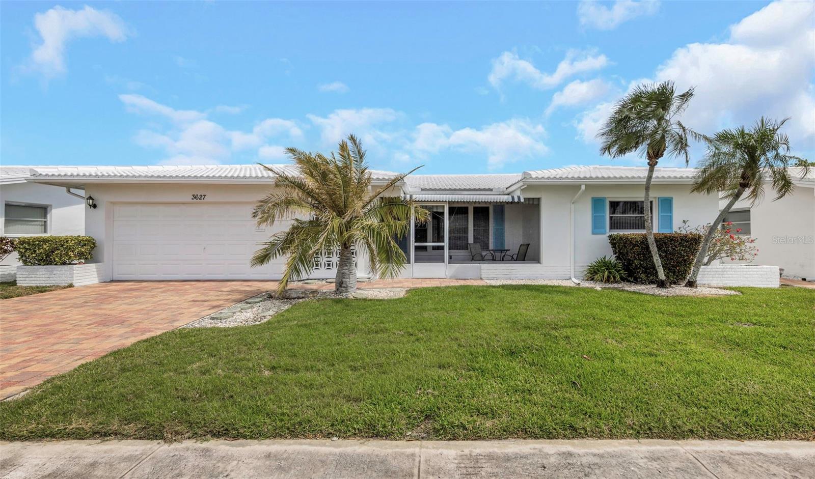 Single Family Residence em PINELLAS PARK, FL - Daniel Dourado