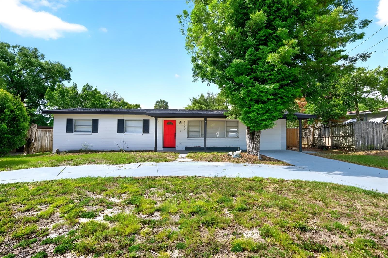 Single Family Residence in APOPKA, FL - Daniel Dourado