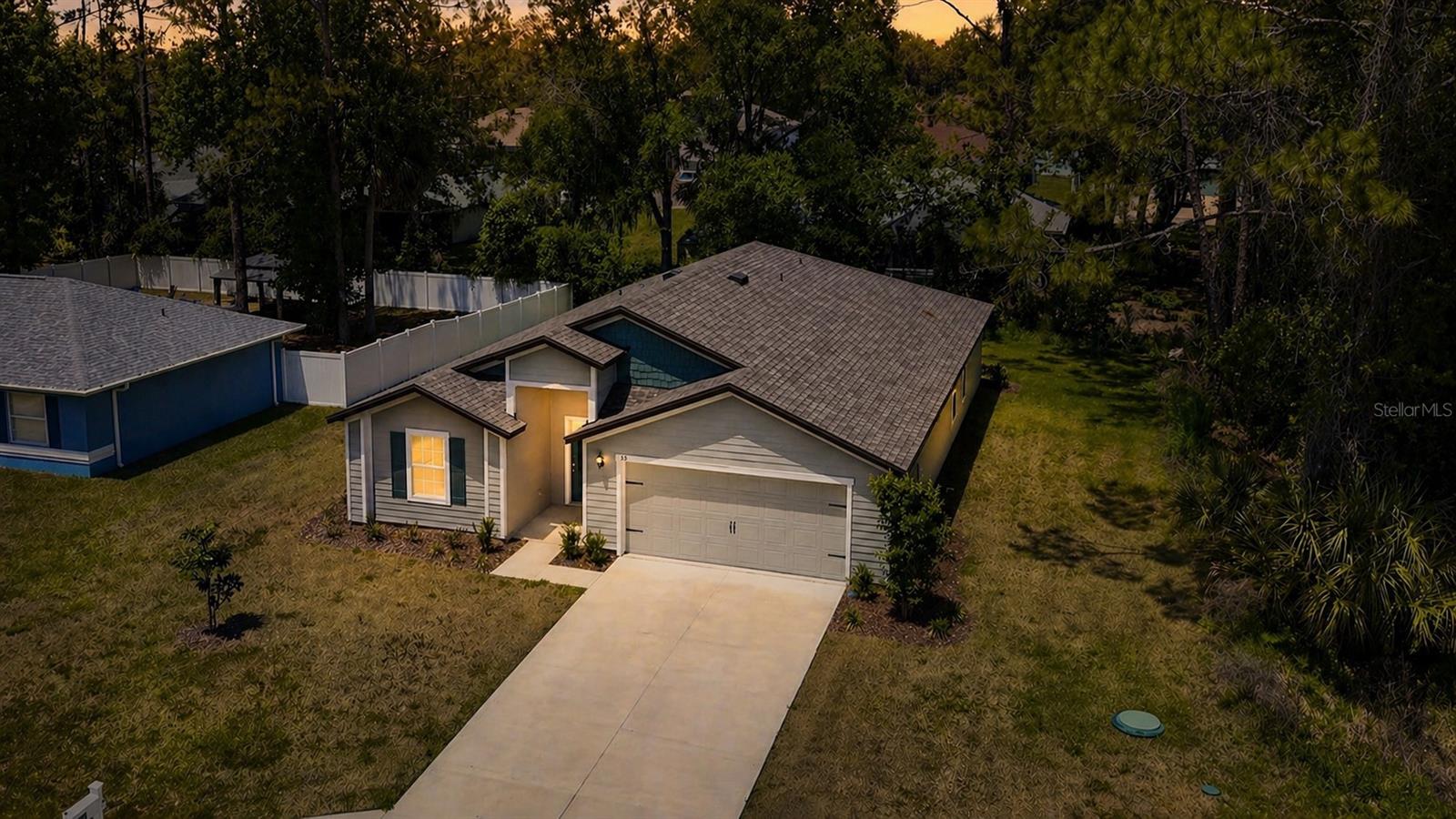 Single Family Residence in PALM COAST, FL - Daniel Dourado