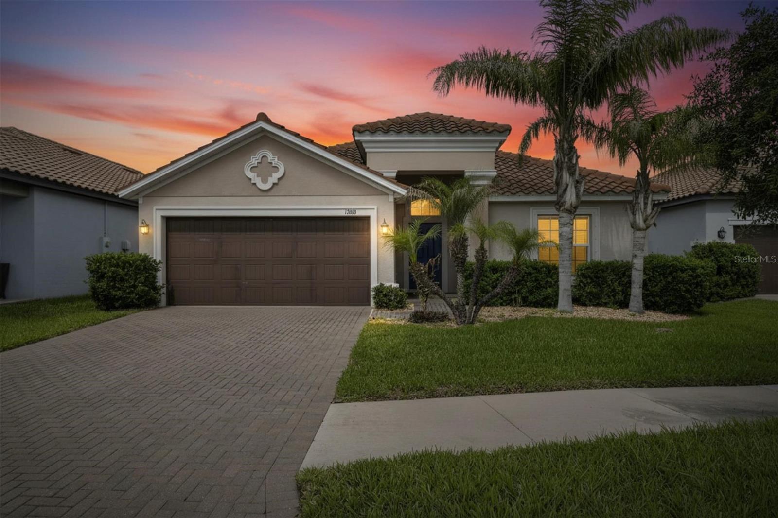 Single Family Residence in RIVERVIEW, FL - Daniel Dourado