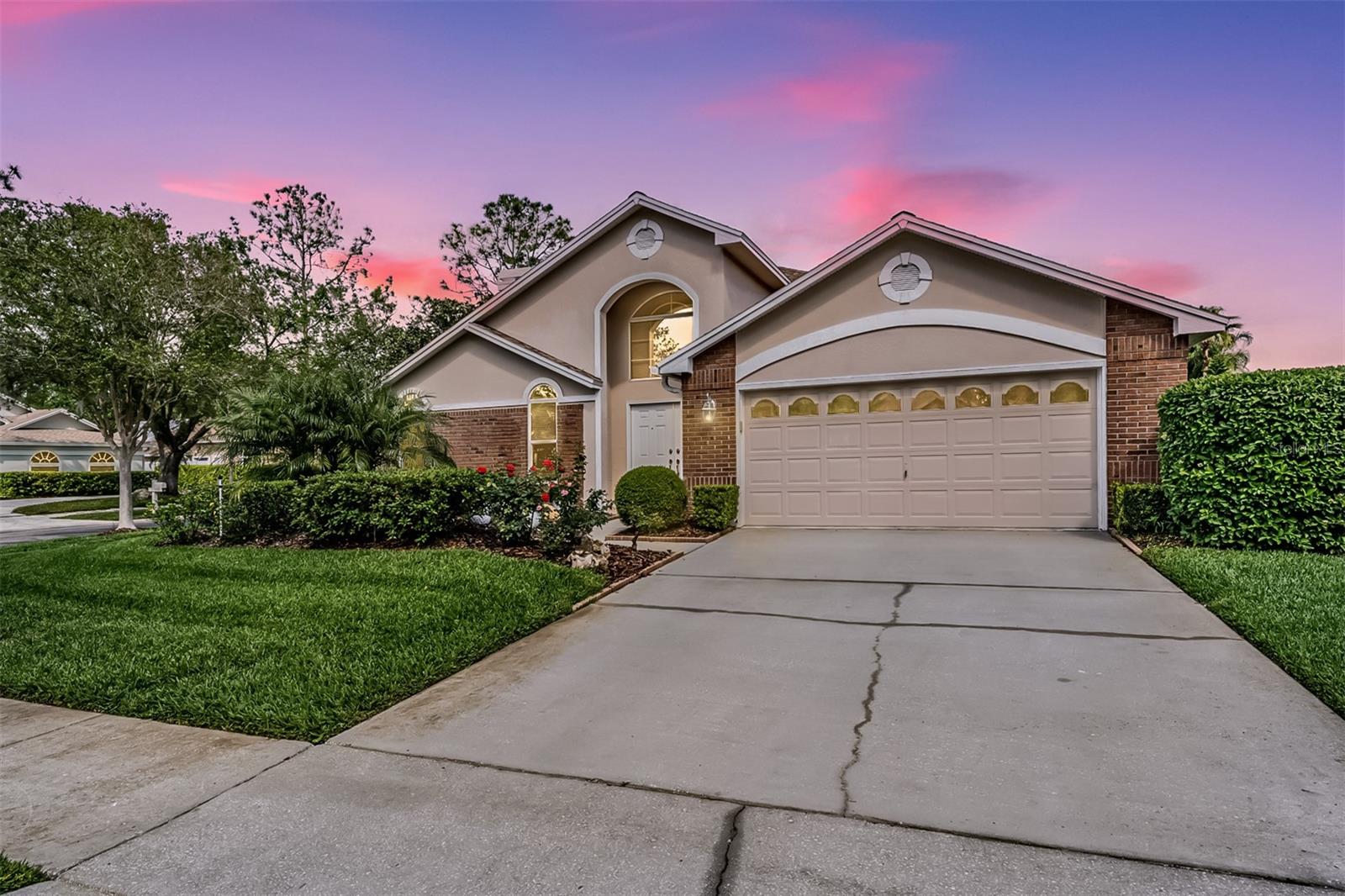 Single Family Residence in TAMPA, FL - Daniel Dourado
