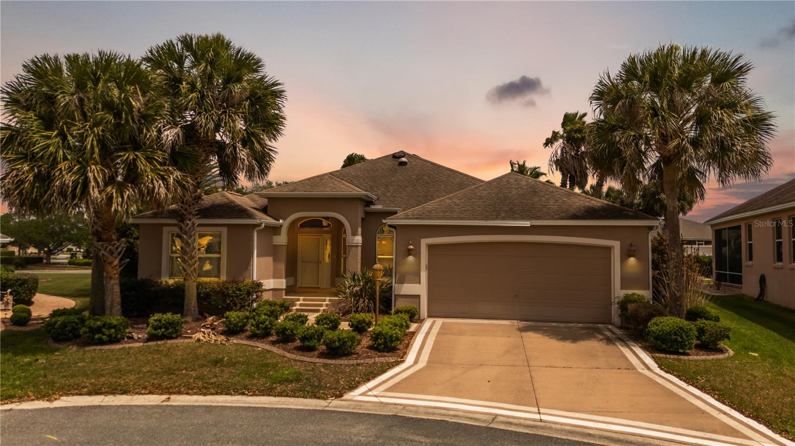 Single Family Residence in THE VILLAGES, FL - Daniel Dourado