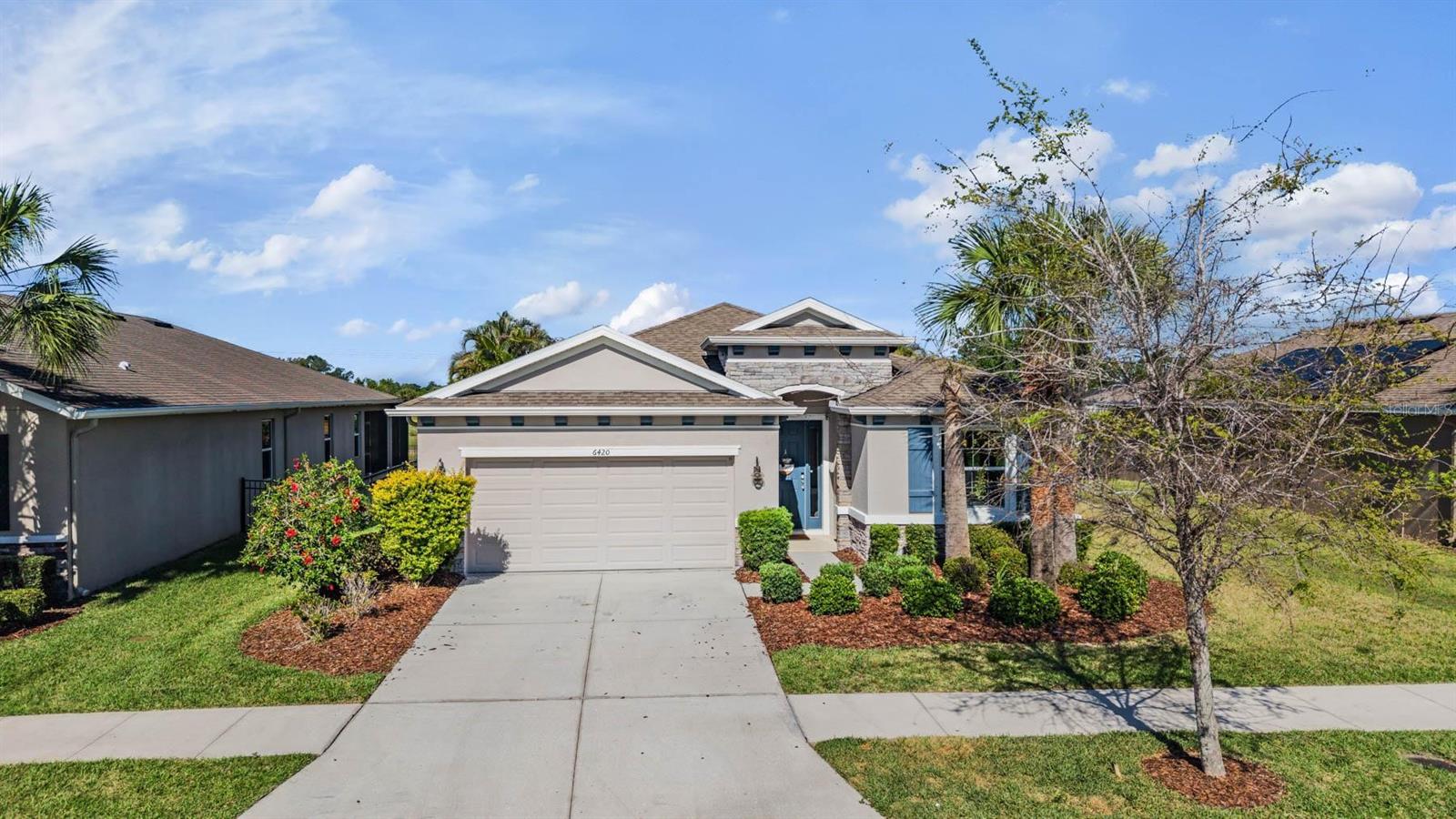 Single Family Residence in APOLLO BEACH, FL - Daniel Dourado