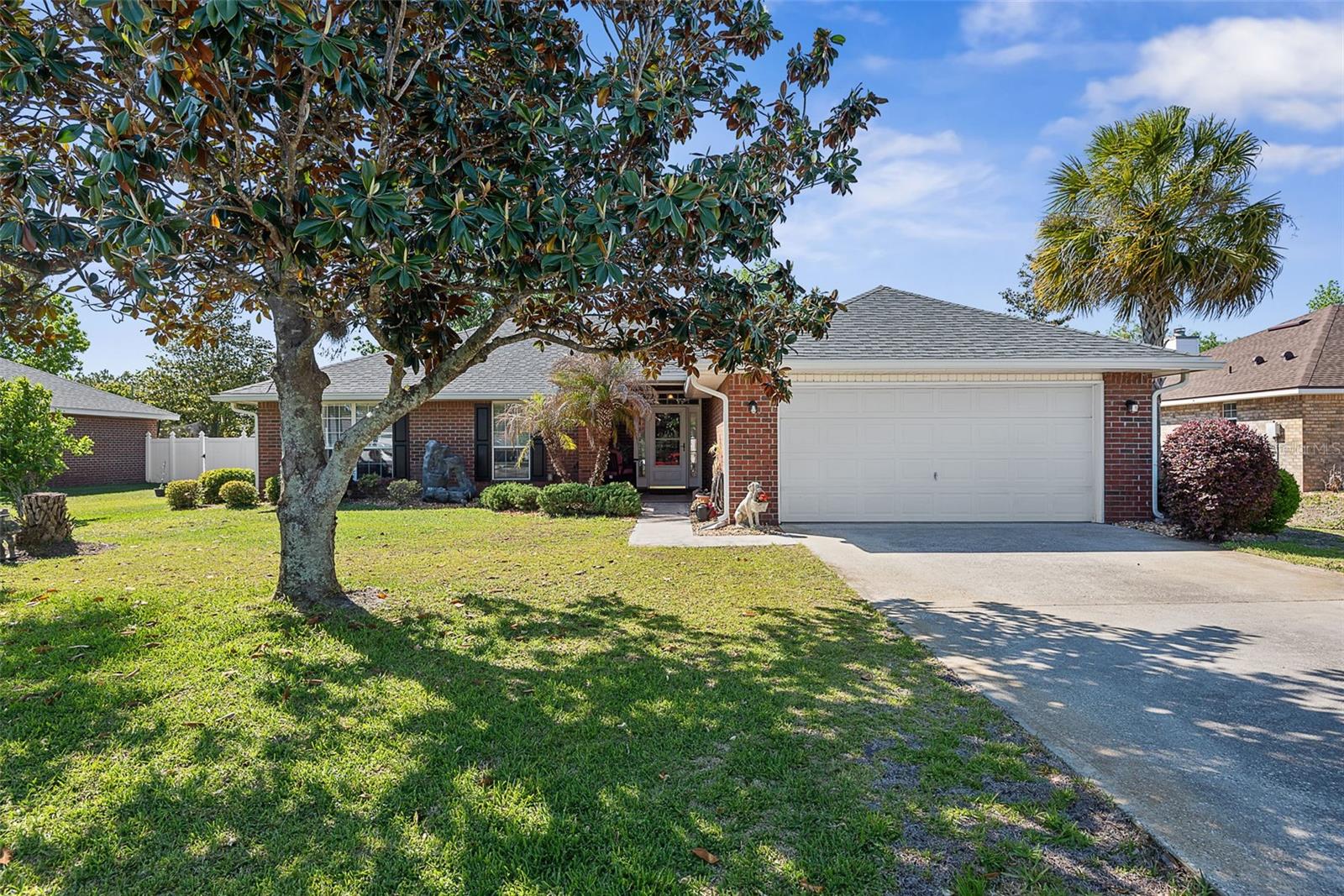 Single Family Residence in PALM COAST, FL - Daniel Dourado