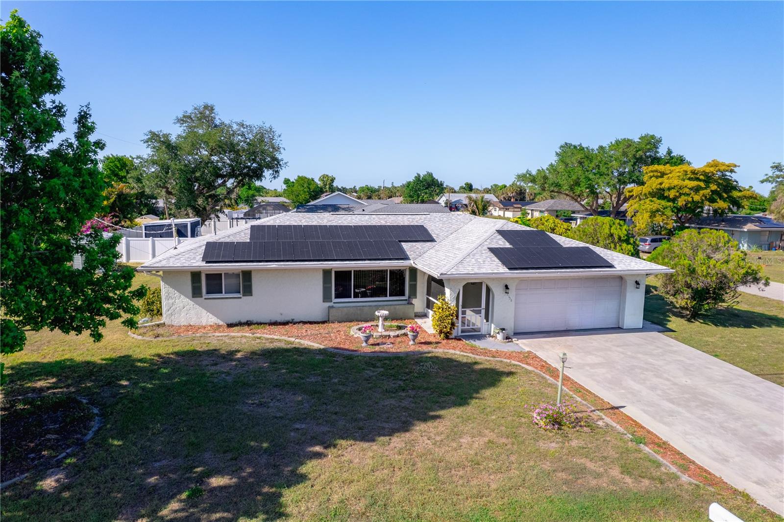 Single Family Residence in PORT CHARLOTTE, FL - Daniel Dourado