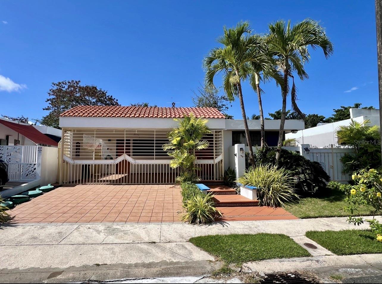 Single Family Residence in SAN JUAN, PR - Daniel Dourado