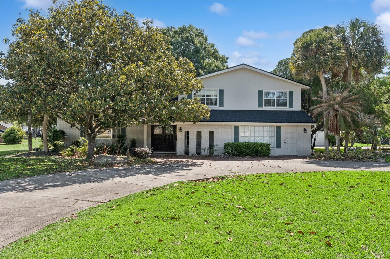 Single Family Residence in LONGWOOD, FL - Daniel Dourado
