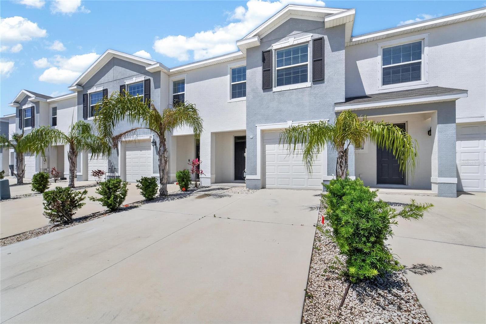 Townhouse in APOLLO BEACH, FL - Daniel Dourado