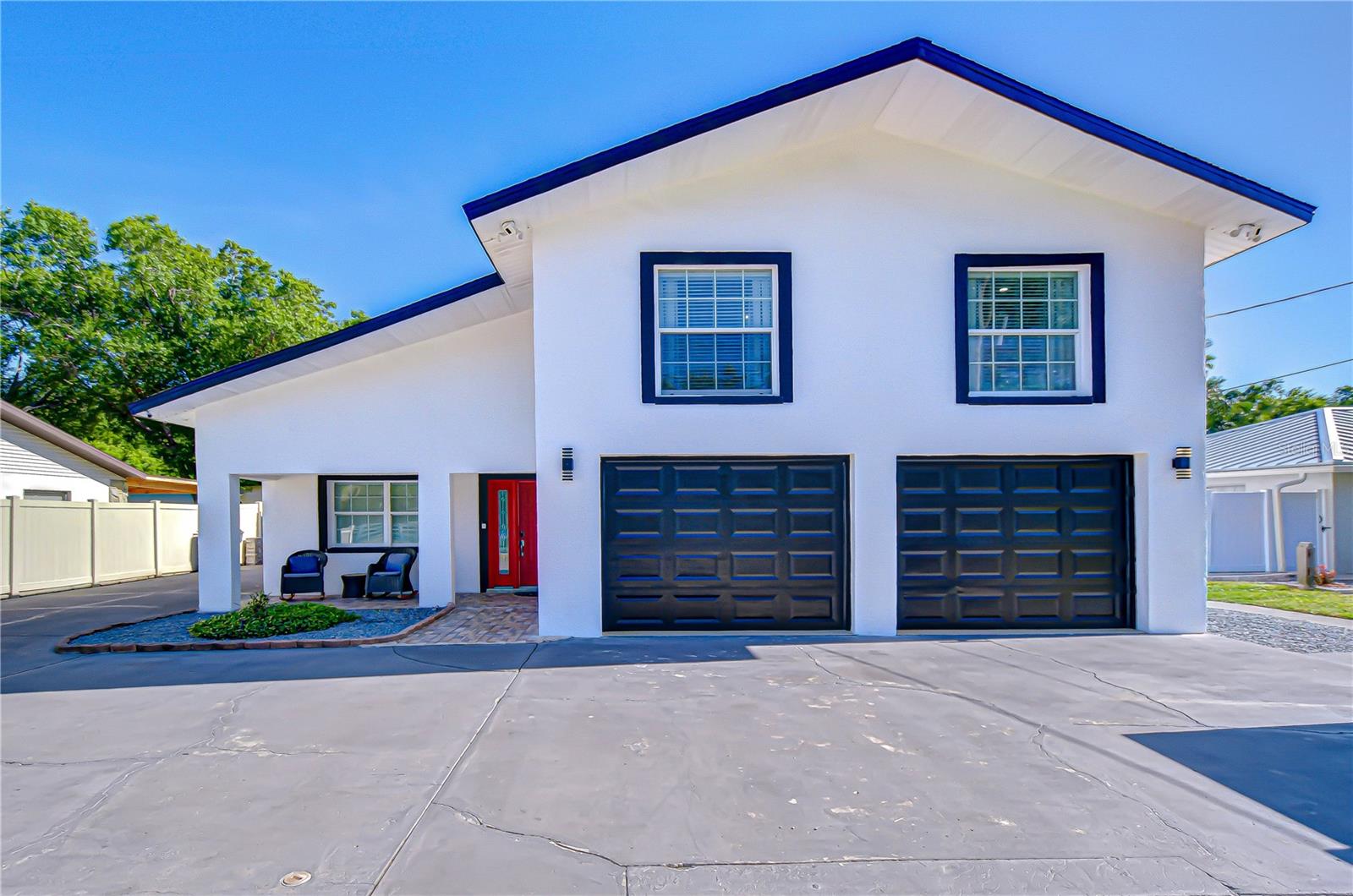 Single Family Residence in TAMPA, FL - Daniel Dourado