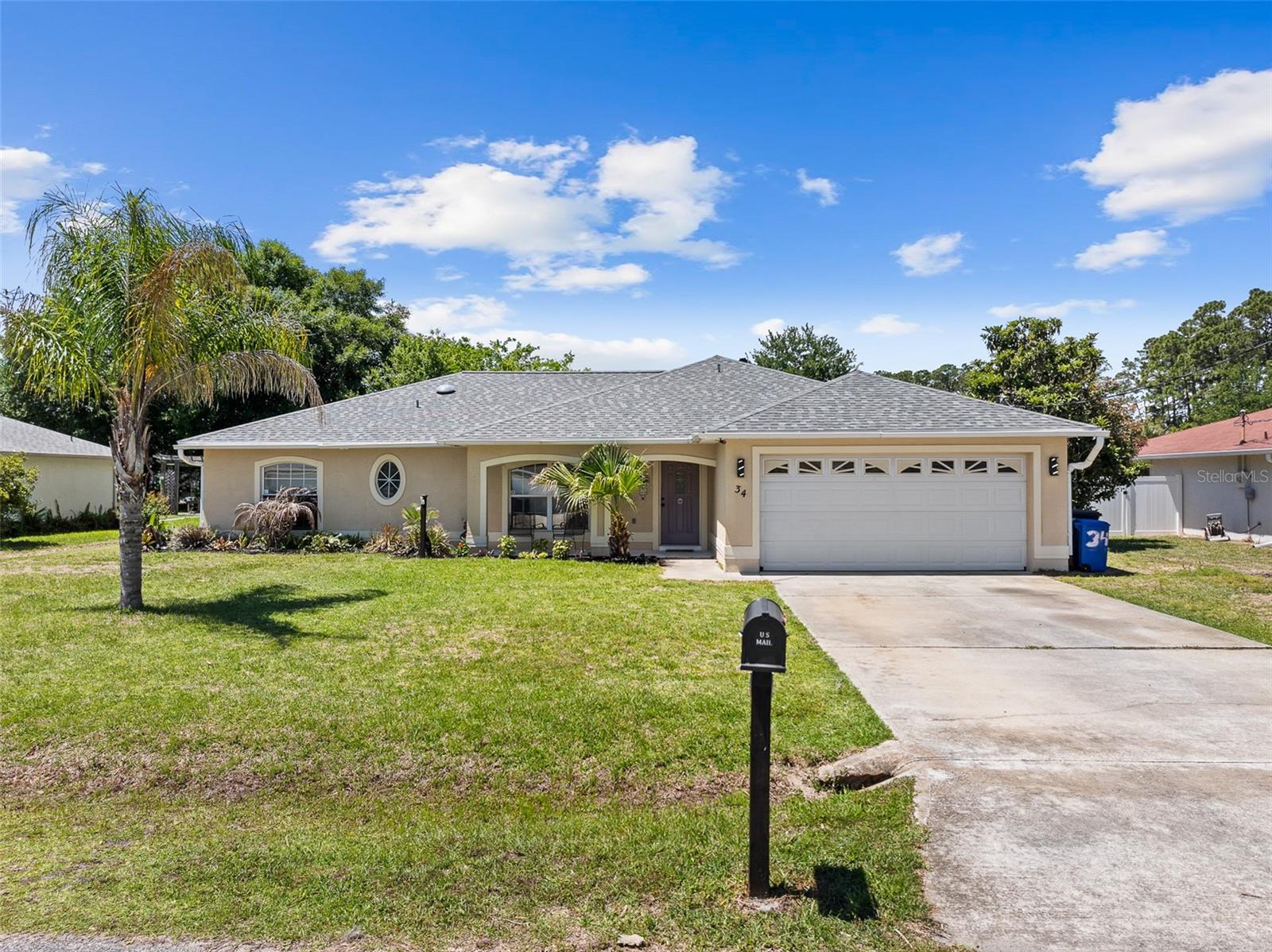 Single Family Residence in PALM COAST, FL - Daniel Dourado