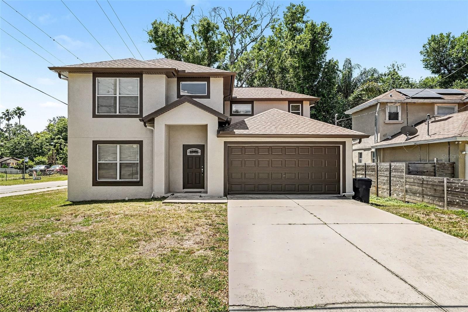Single Family Residence in TAMPA, FL - Daniel Dourado