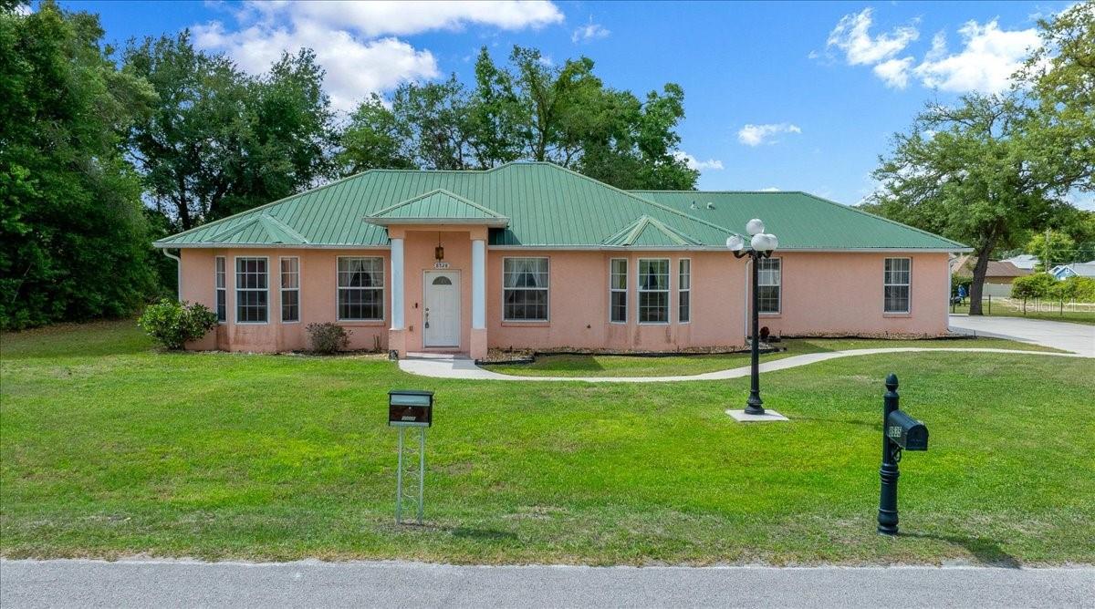 Single Family Residence em SUMMERFIELD, FL - Daniel Dourado