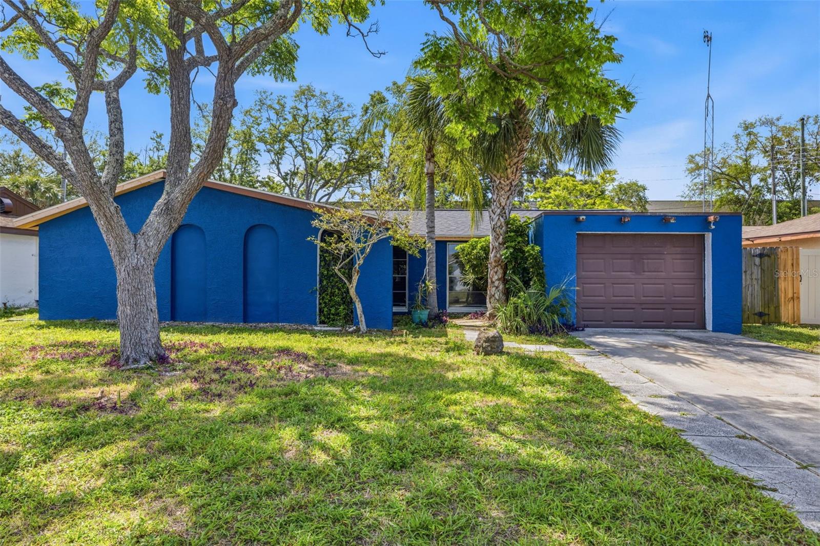 Single Family Residence in PORT RICHEY, FL - Daniel Dourado