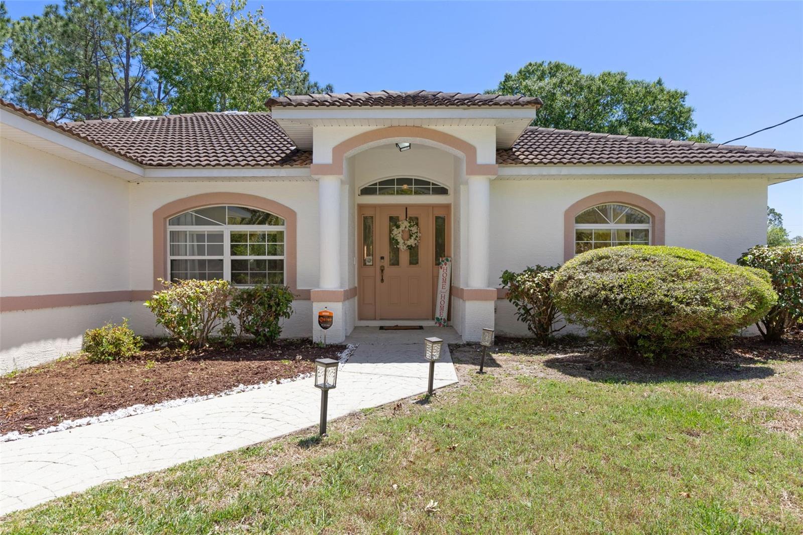 Single Family Residence in PALM COAST, FL - Daniel Dourado