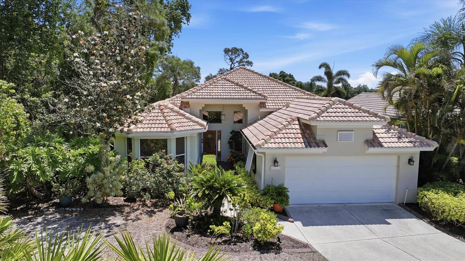 Single Family Residence em UNIVERSITY PARK, FL - Daniel Dourado