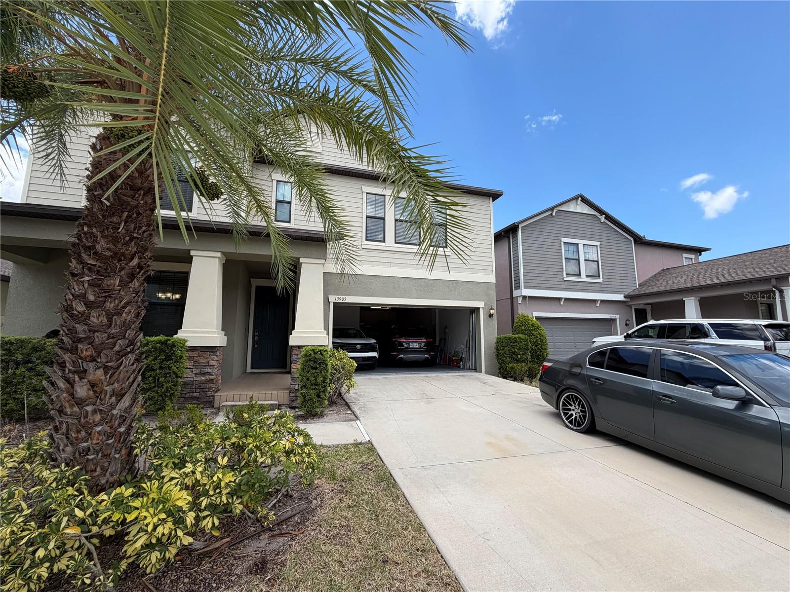 Single Family Residence in RIVERVIEW, FL - Daniel Dourado