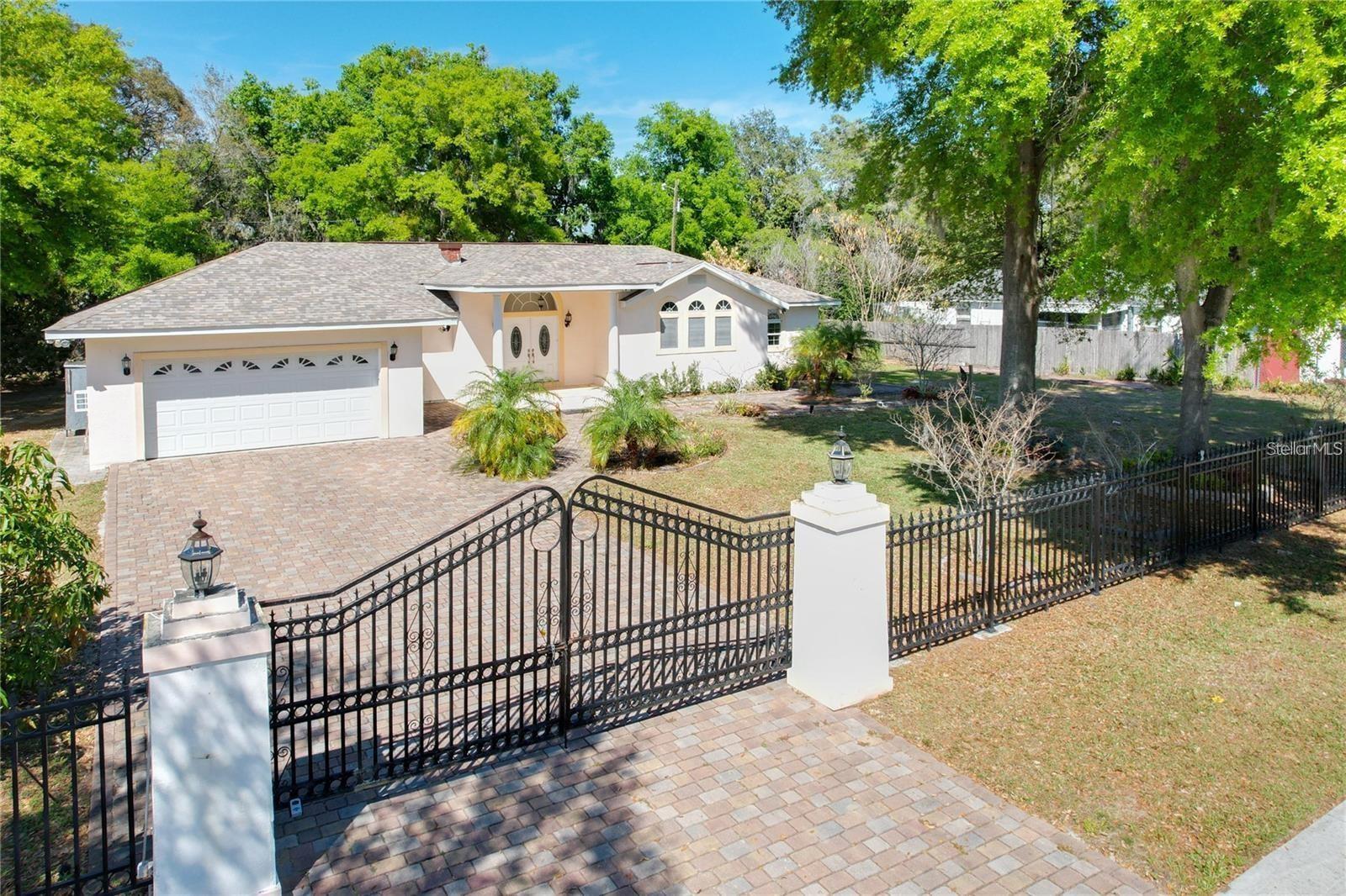 Single Family Residence in EUSTIS, FL - Daniel Dourado