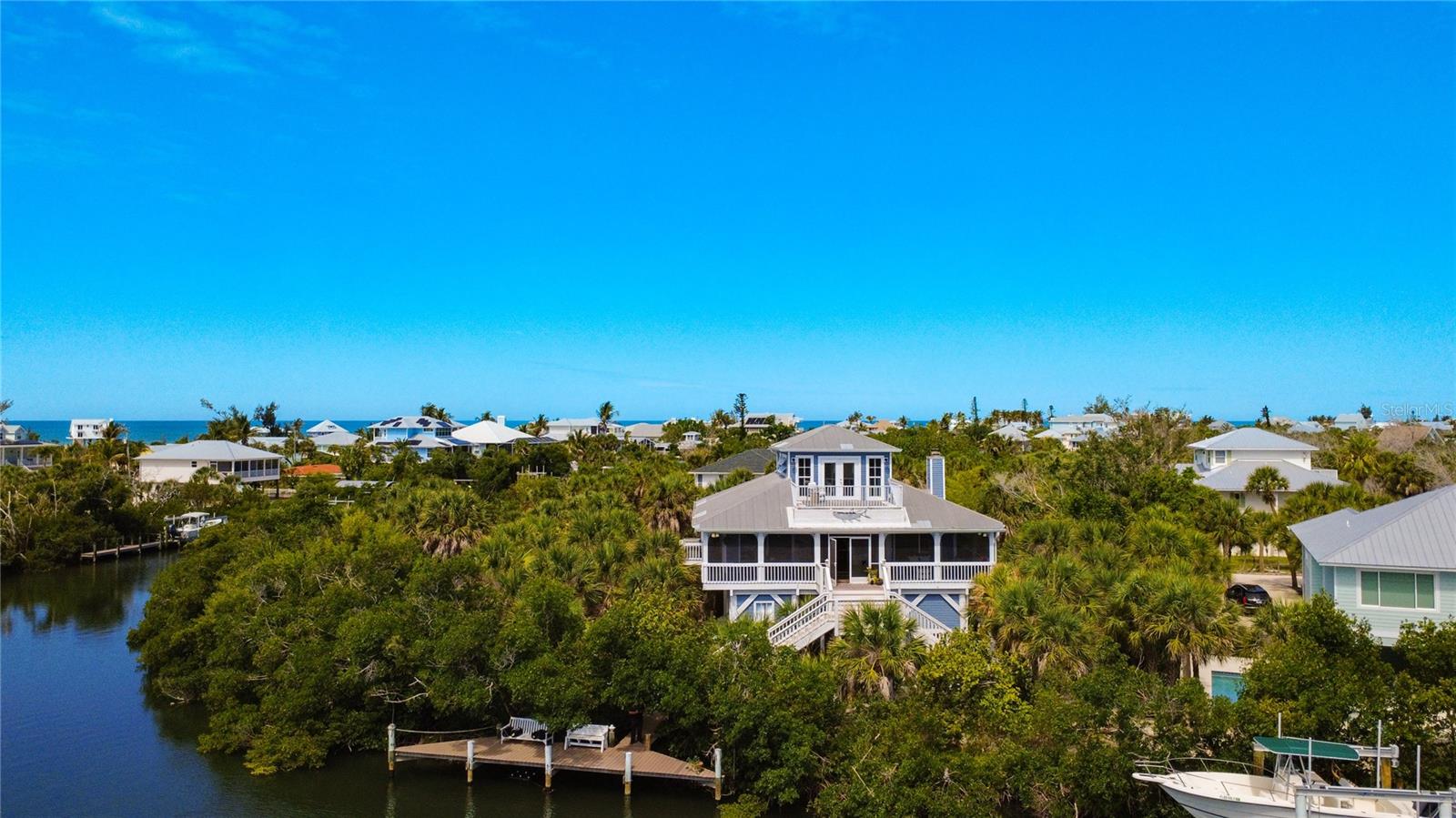 Single Family Residence in PLACIDA, FL - Daniel Dourado