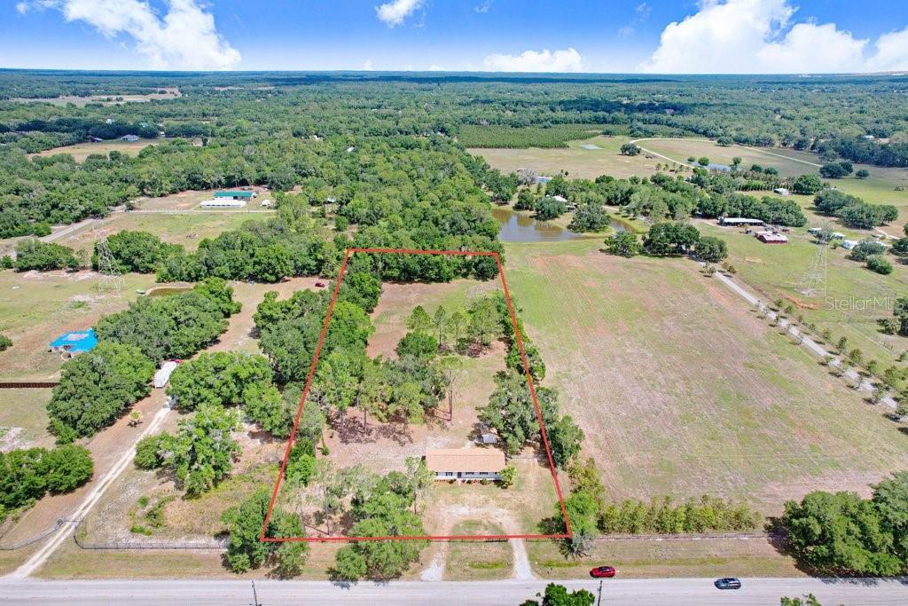 Single Family Residence em PLANT CITY, FL - Daniel Dourado