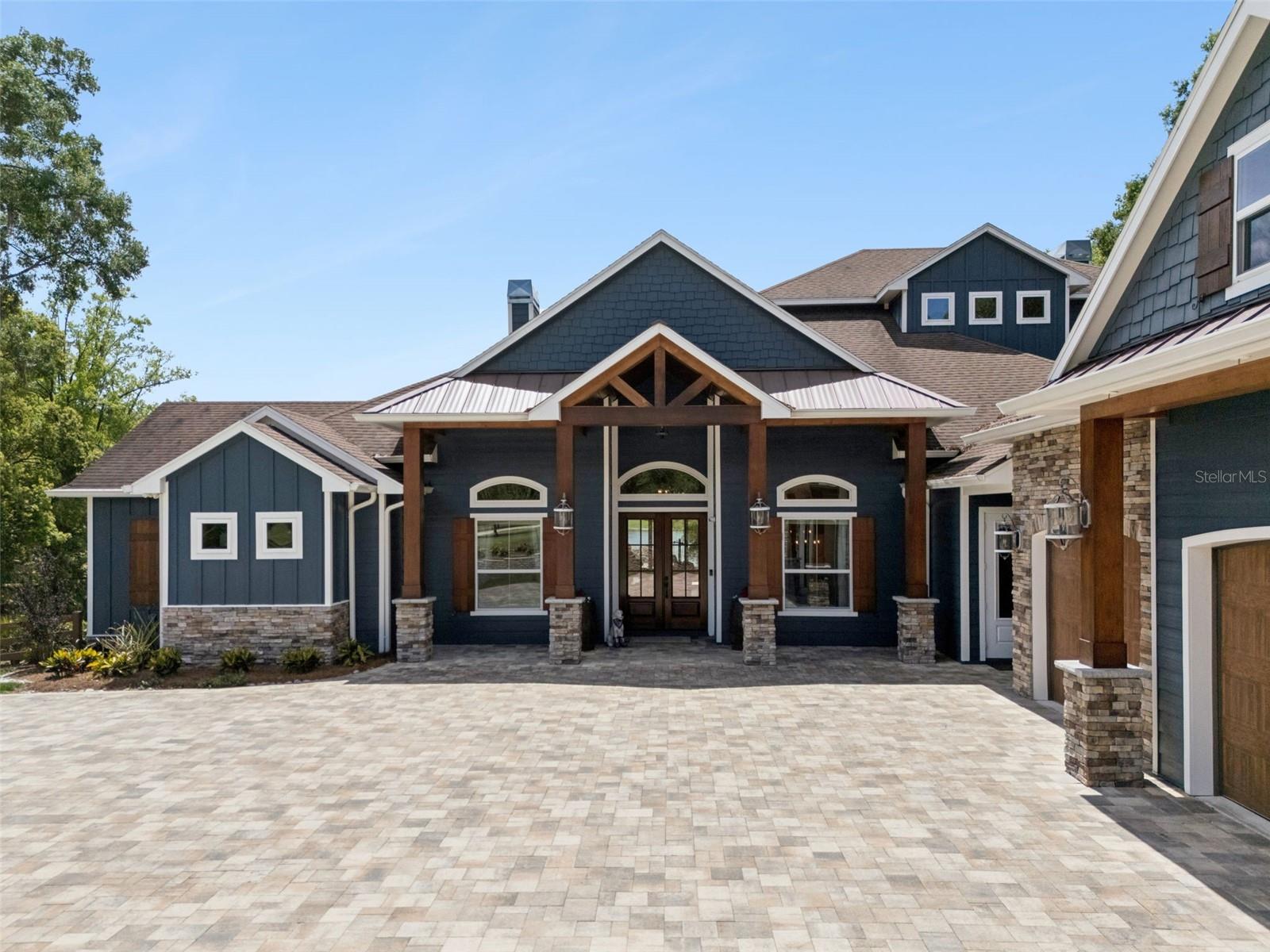 Single Family Residence in EUSTIS, FL - Daniel Dourado