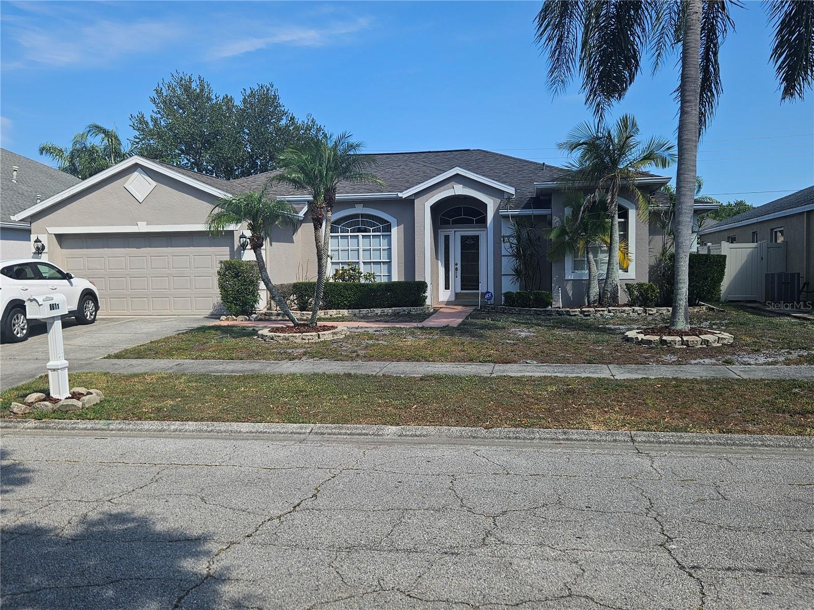 Single Family Residence in TAMPA, FL - Daniel Dourado