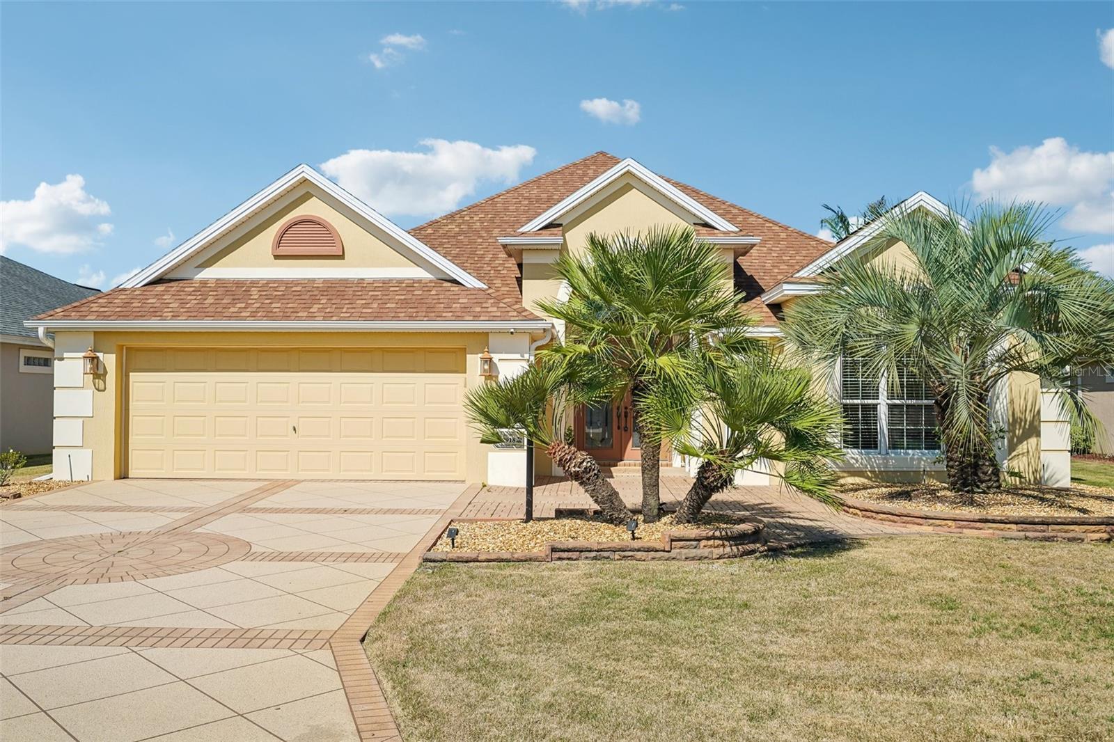 Single Family Residence in THE VILLAGES, FL - Daniel Dourado